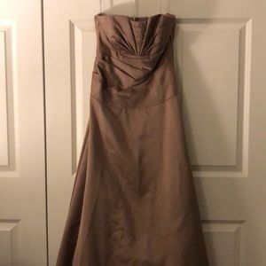 Women’s bridesmaid dress